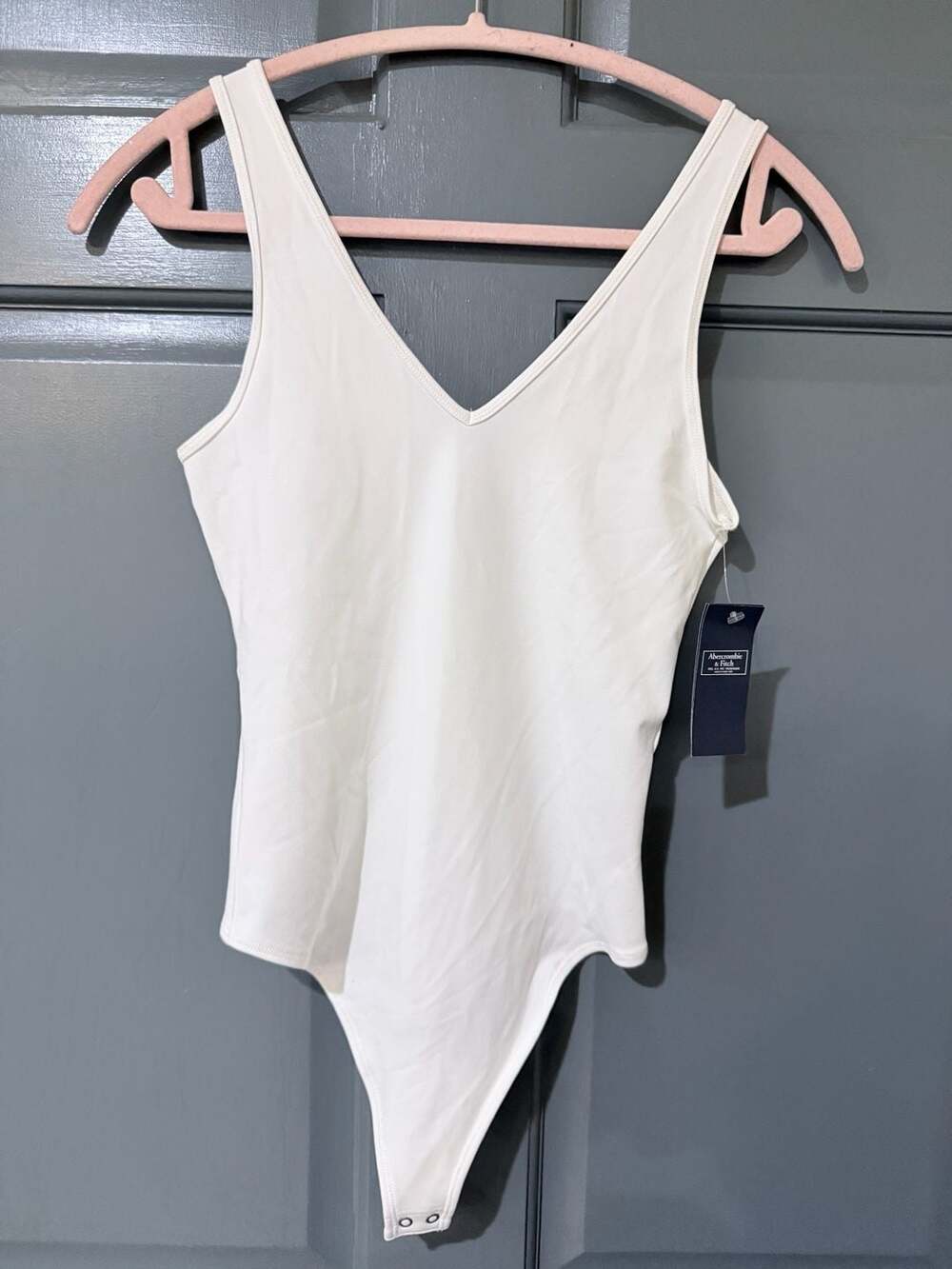 Abercrombie & Fitch Soft A&F Bodysuit Size S White V Neck